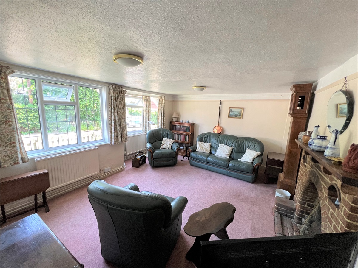 Park Pale, The Street, Shalford, CM7 5HL